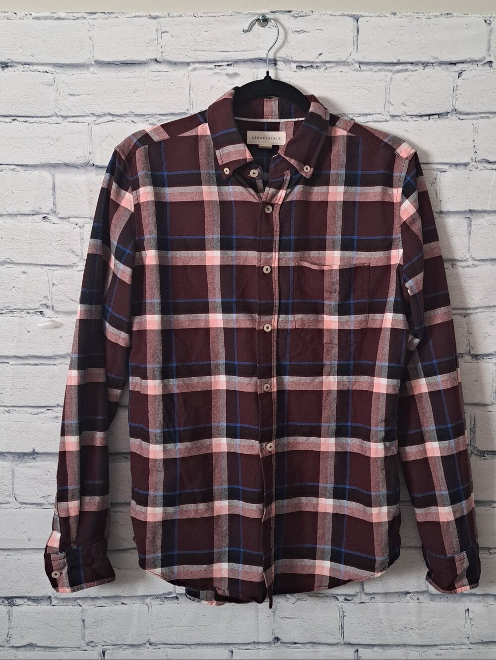 Aeropostale Men’s Burgundy and Pink Plaid Button-Down Shirt Small